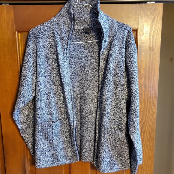 Sweater - Picture 2 of 2